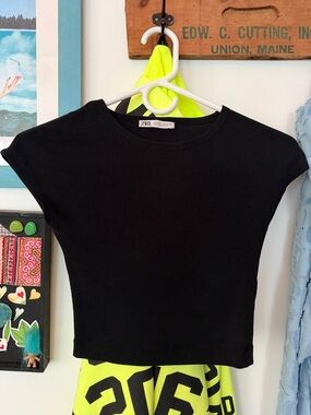 Zara basics essential baby tee super comfy & stretchy soft cotton modal blend